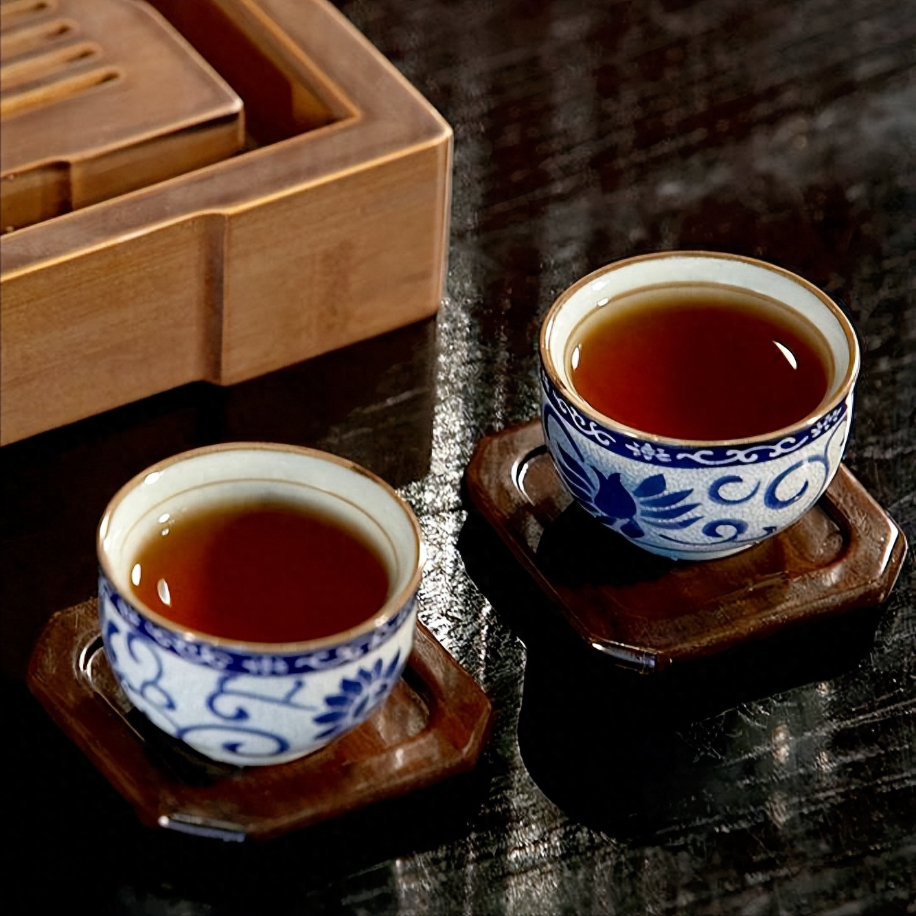 喝红茶有什么讲究? 泡红茶有三个“忌讳”！想要红茶不掉价，建议泡茶时做好这3点-小南北茶评