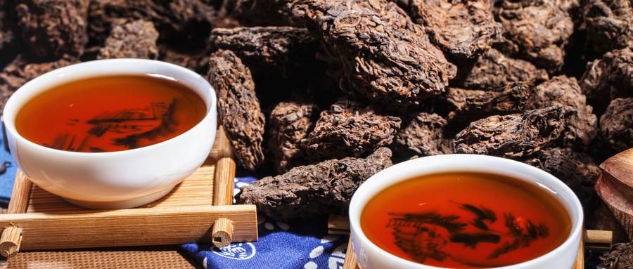 普耳茶熟茶和生普洱茶有什么区别 ，女人和生普好还是熟普好？-小南北茶评