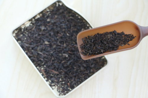 红茶与绿茶哪个对身体好?功效、适宜人群各不相同-小南北茶评