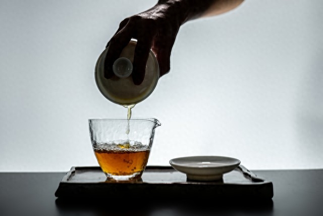 普洱的茶叶到底是什么茶?你可能一直都搞错了!详解普洱茶-小南北茶评