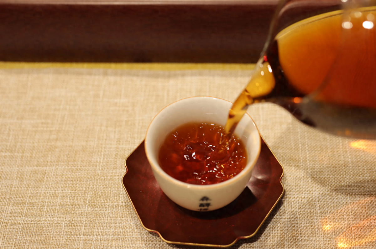 买普洱茶,选散茶还是选茶饼?老茶客:区别很大,了解不亏-小南北茶评