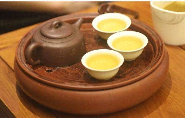 红茶、绿茶到底喝那种茶最养胃?天天喝茶水,你未必喝对了-小南北茶评