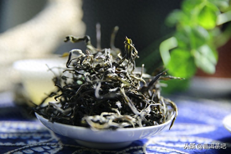 普洱茶饼和散茶区别，哪一种的香气好？-小南北茶评