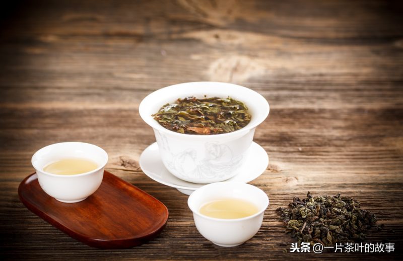 乌龙茶的冲泡方法可以用开水泡吗？-小南北茶评